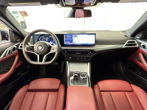 Used 2025 BMW 430i Coupe w/ M Sport Package image 30