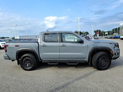 Used 2026 Nissan Frontier PRO-4X w/ Pro-4x Convenience Package AWD/4WD image 2