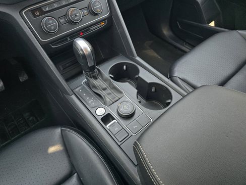 Used 2021 Volkswagen Atlas SE image 17