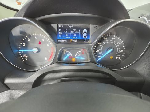 Used 2018 Ford Escape SE w/ SE Sync 3 Package AWD/4WD image 24