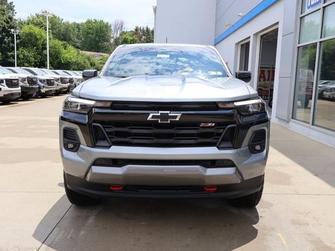 Used 2024 Chevrolet Colorado Z71 w/ Z71 Convenience Package 2 AWD/4WD image 5