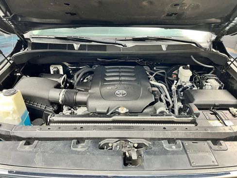 Used 2019 Toyota Tundra Limited AWD/4WD image 24