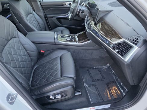 Used 2024 BMW X5 xDrive40i w/ Premium Package image 31