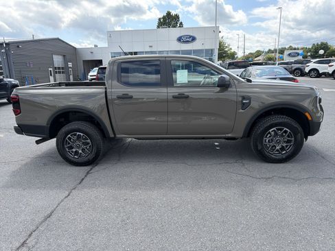 New 2026 Ford Ranger XLT w/ Equipment Group 301A High AWD/4WD image 2