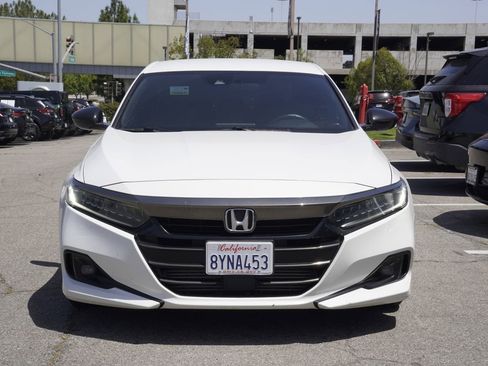 Used 2021 Honda Accord Sport image 6