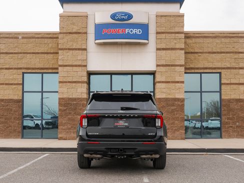New 2026 Ford Explorer Active image 7