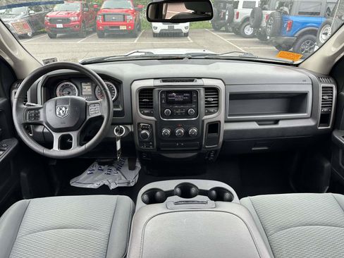 Used 2019 RAM 1500 Express AWD/4WD image 13