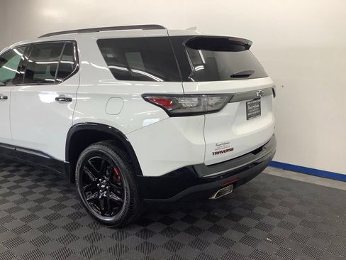 Used 2020 Chevrolet Traverse Premier w/ Redline Edition AWD/4WD image 4