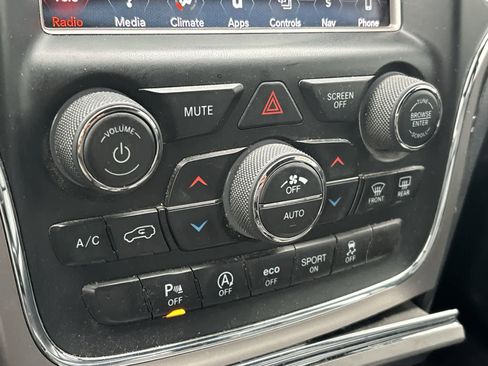 Used 2018 Jeep Grand Cherokee Limited w/ Trailer Tow Group IV image 18