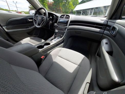 Used 2013 Chevrolet Malibu LS w/ Protection Package FWD image 12