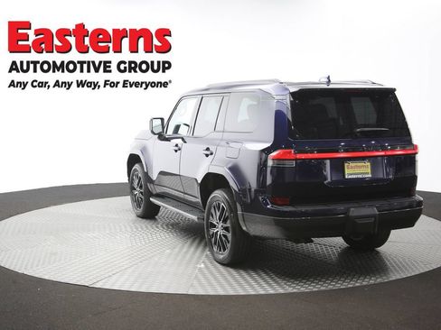 Used 2025 Lexus GX 550 w/ Accessory Package (2T) AWD/4WD image 69