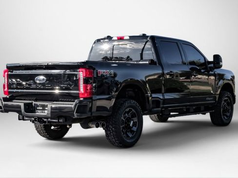 Used 2024 Ford F250 Lariat w/ Sport Appearance Package AWD/4WD image 6