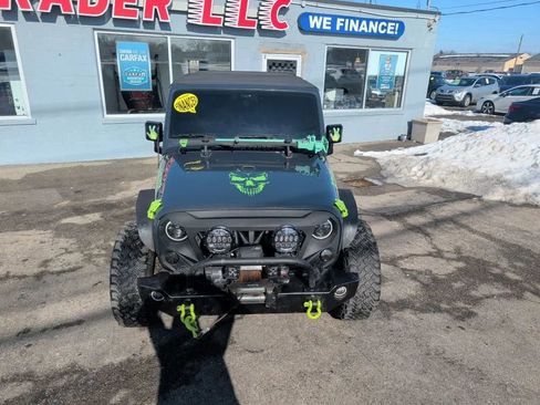 Used 2018 Jeep Wrangler Sport AWD/4WD image 11