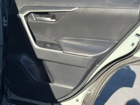 Used 2023 Toyota RAV4 XLE image 15