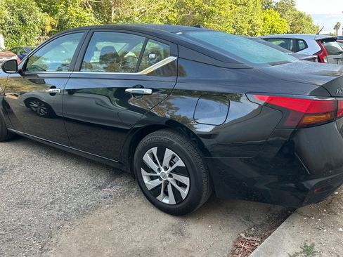 Used 2025 Nissan Altima 2.5 S FWD image 6