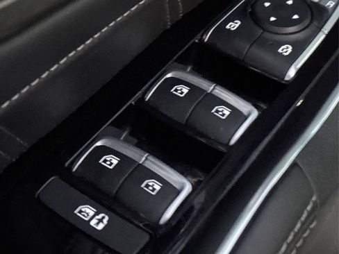 Certified 2022 Kia Sorento SX image 35