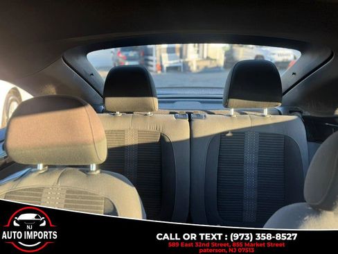 Used 2013 Volkswagen Beetle 2.0T image 13