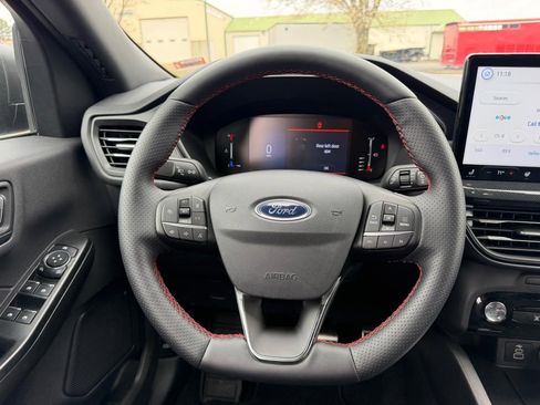Used 2024 Ford Escape ST-Line w/ Tech Pack #1 image 12
