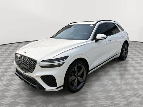 Used 2023 Genesis GV70 2.5T w/ Sport Prestige Package AWD/4WD image 11