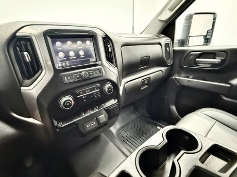 Used 2022 Chevrolet Silverado 2500 W/T RWD image 13