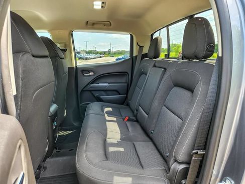 Used 2021 Chevrolet Colorado LT w/ LT Convenience Package AWD/4WD image 10
