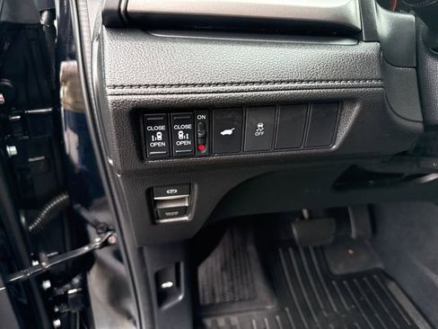 Certified 2025 Honda Odyssey EX-L image 16