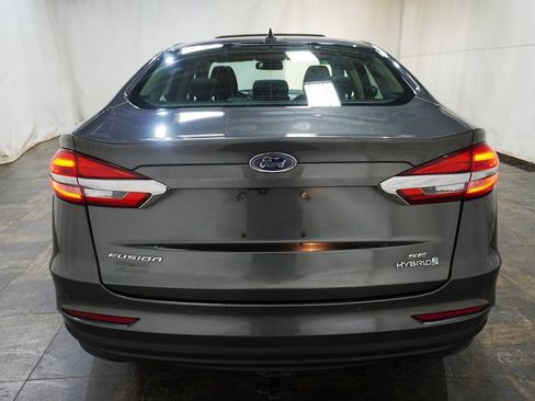 Used 2019 Ford Fusion SE image 5