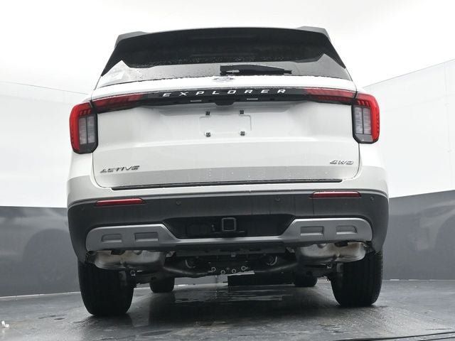 Used 2025 Ford Explorer Active w/ Active Comfort Package AWD/4WD image 31