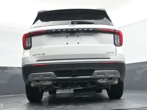 Used 2025 Ford Explorer Active w/ Active Comfort Package AWD/4WD image 31