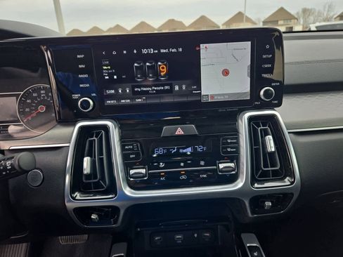 Certified 2022 Kia Sorento SX image 33
