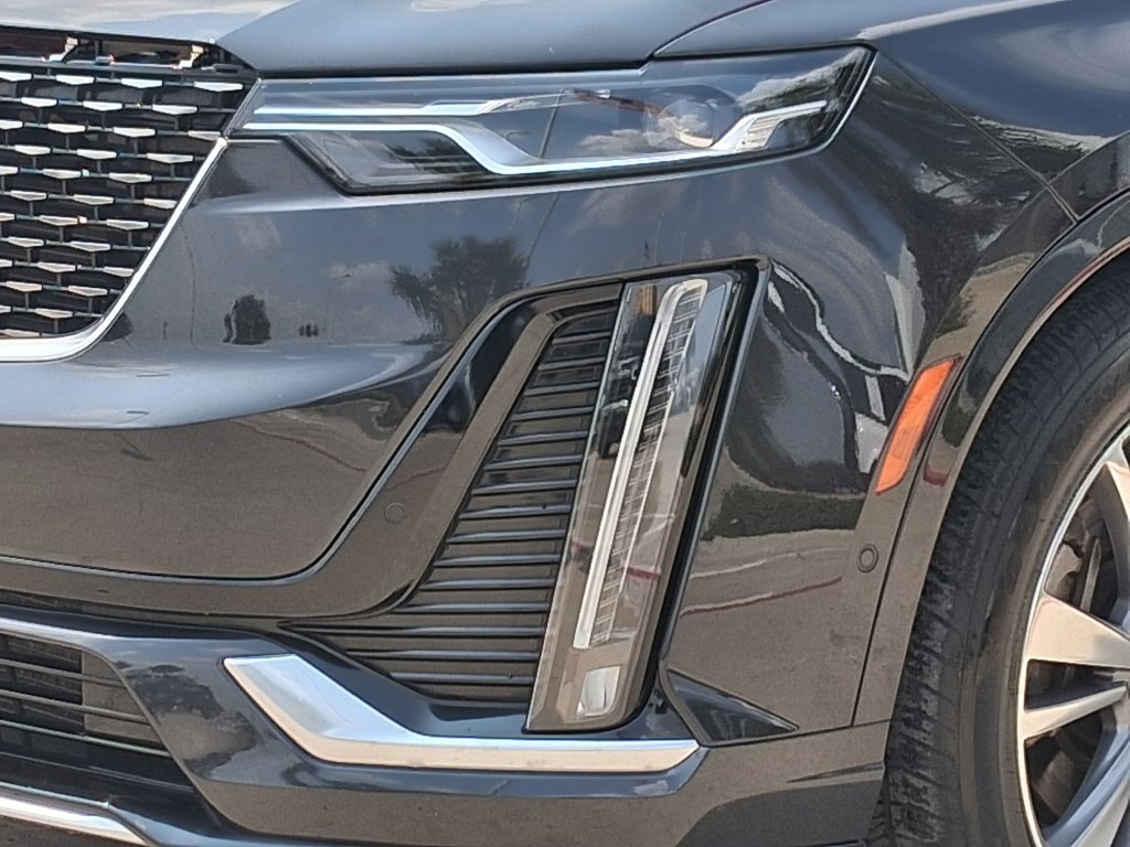 Used 2020 Cadillac XT6 Premium Luxury FWD image 7