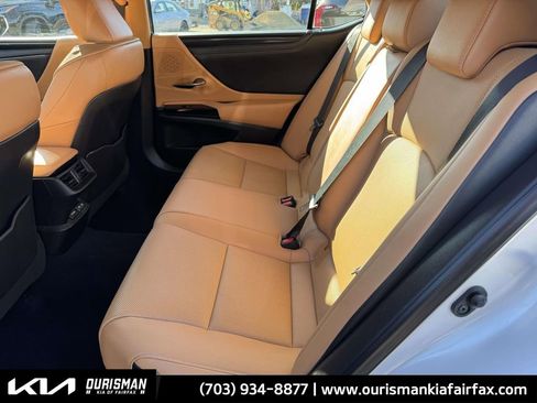 Used 2022 Lexus ES 350 w/ Accessory Package image 25