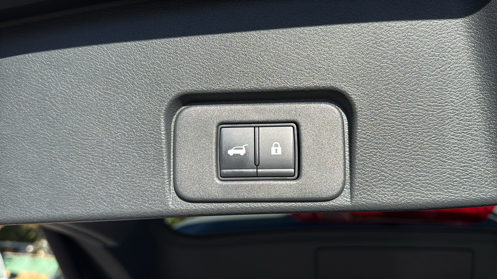 Certified 2025 Nissan Rogue SL AWD/4WD image 25