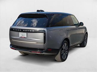 New 2025 Land Rover Range Rover SE video 2