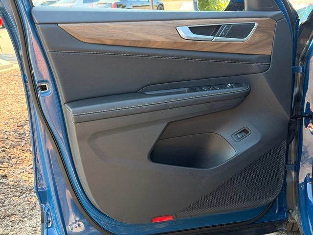 Used 2026 Volkswagen Atlas SE FWD image 24