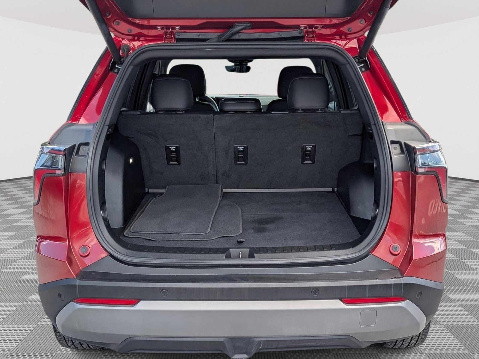Used 2025 Chevrolet Equinox LT w/ Convenience Package II FWD image 13