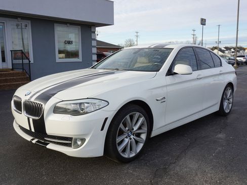 Used 2011 BMW 535i xDrive Sedan image 1