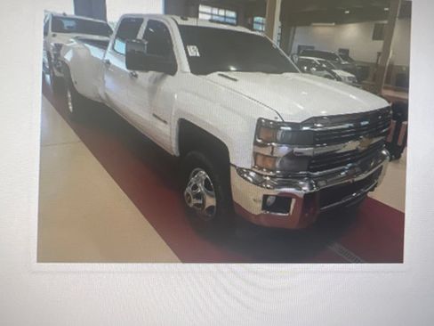 Used 2015 Chevrolet Silverado 3500 LTZ w/ Duramax Plus Package AWD/4WD image 7