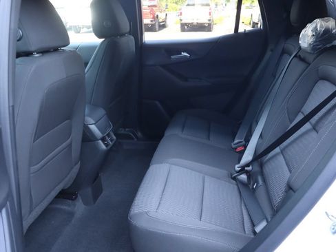New 2027 Chevrolet Equinox LT FWD image 18