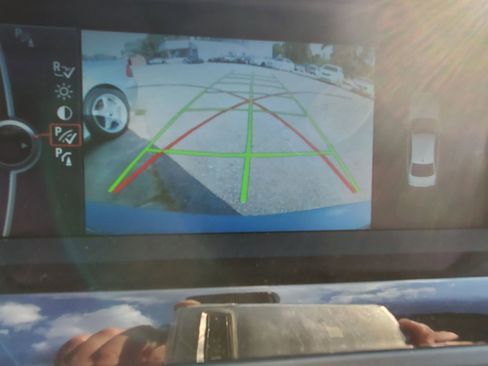 Used 2011 BMW 535i xDrive Sedan image 25