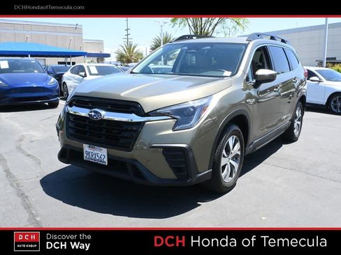 Used 2024 Subaru Ascent Premium w/ Convenience Package AWD/4WD image 1