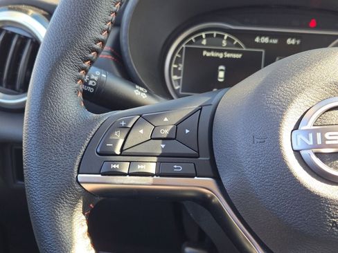 Used 2025 Nissan Versa SR w/ Trunk Package image 27