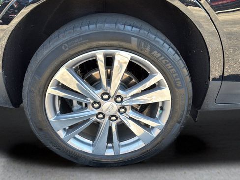 Certified 2024 Cadillac XT5 Premium Luxury w/ Technology Package AWD/4WD image 14