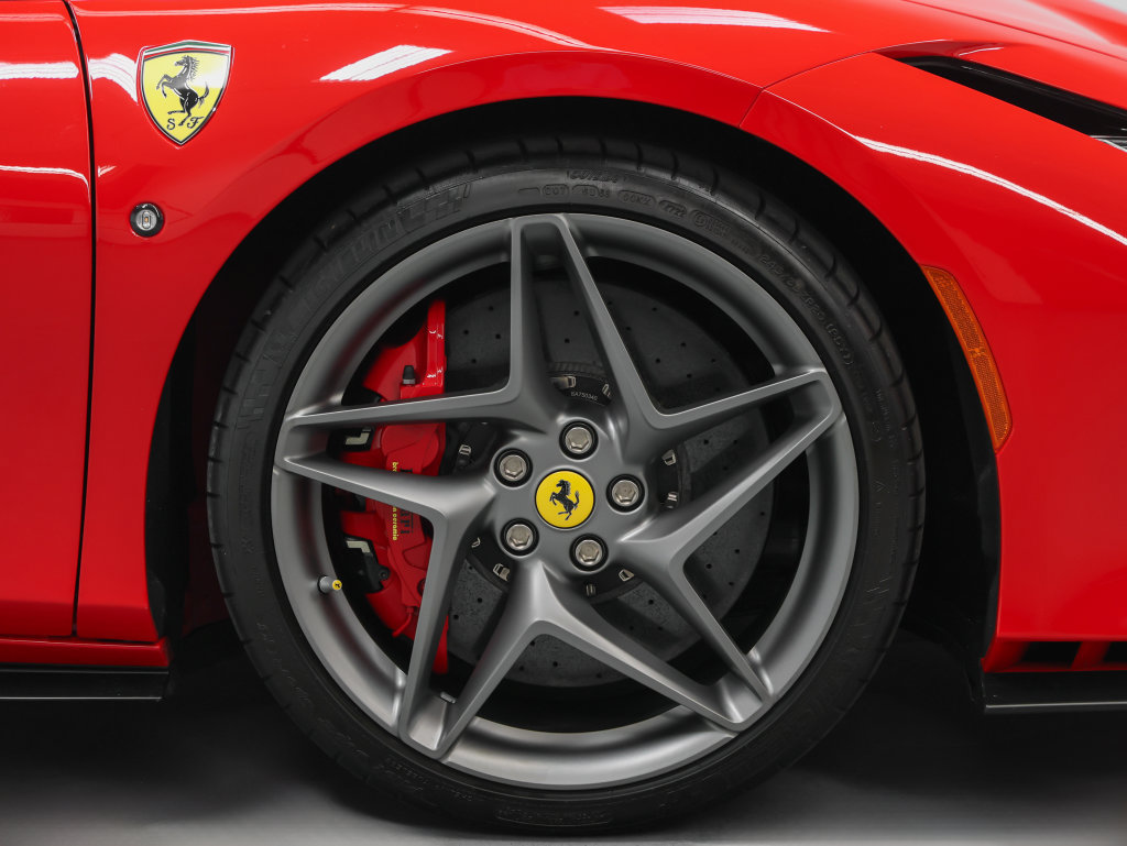 Certified 2023 Ferrari F8 Tributo RWD image 16
