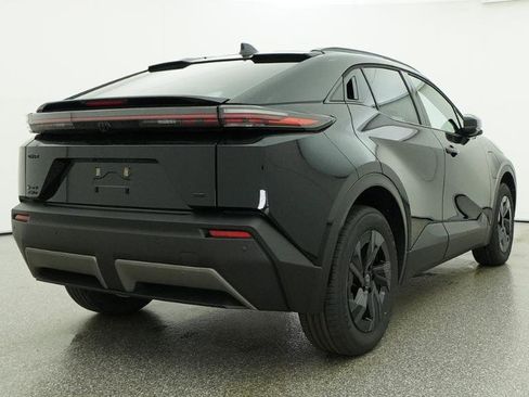 New 2026 Toyota C-HR AWD/4WD image 18