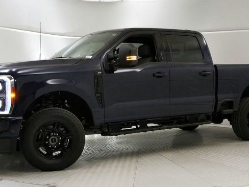 Used 2024 Ford F250 XLT w/ XLT Premium Package AWD/4WD image 7