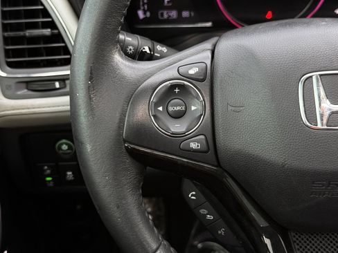 Used 2021 Honda HR-V EX-L image 26