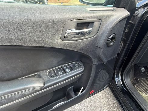 Used 2014 Dodge Charger SXT w/ Blacktop Package image 15