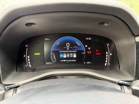 Used 2025 Toyota Camry SE w/ Multimedia Upgrade Package FWD image 9