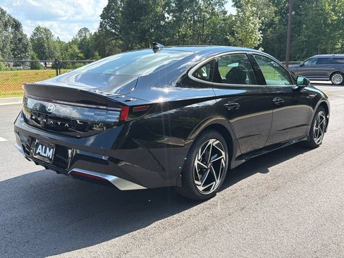 New 2026 Hyundai Sonata SEL FWD image 8